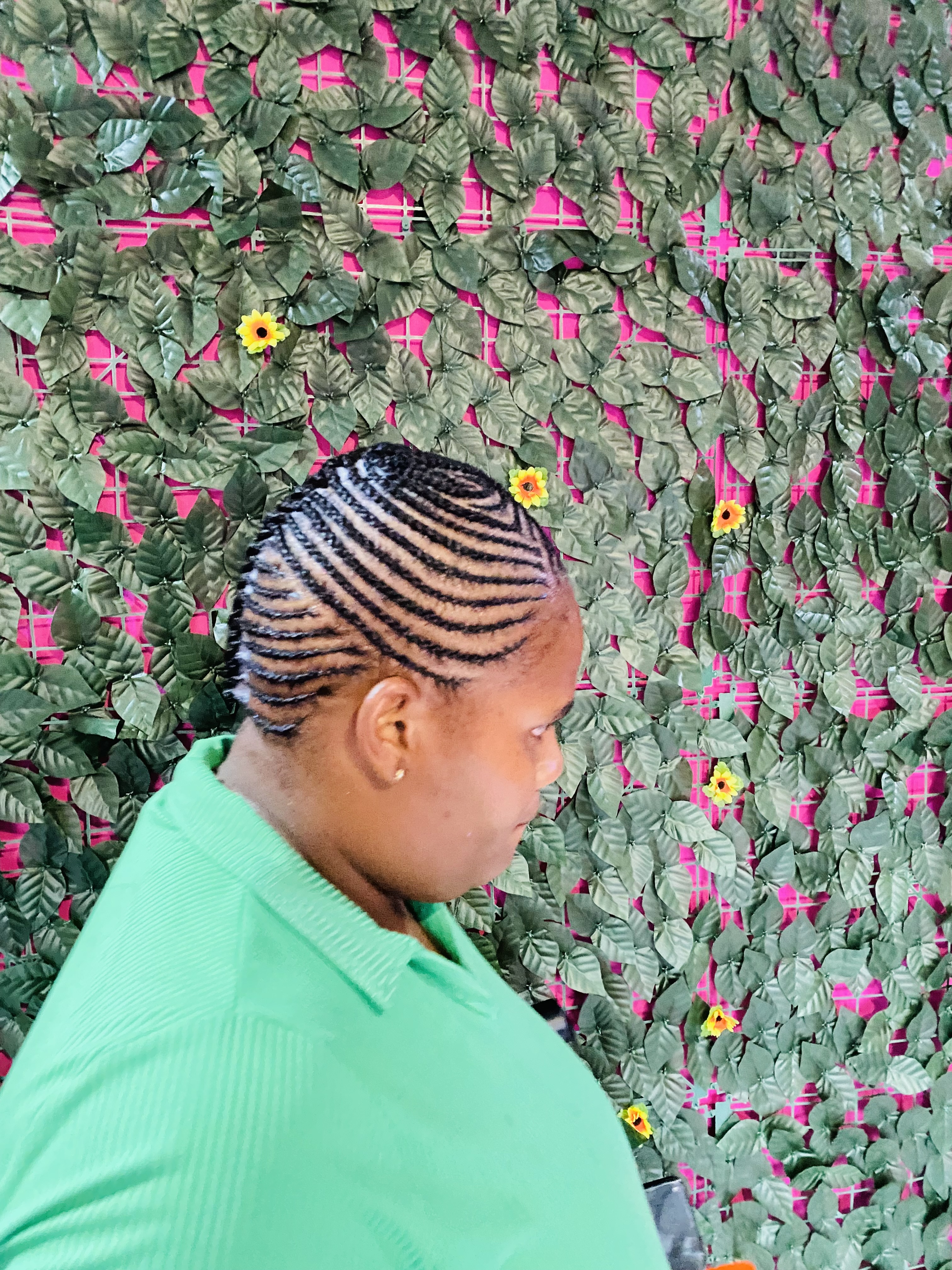 Free hand gallery image