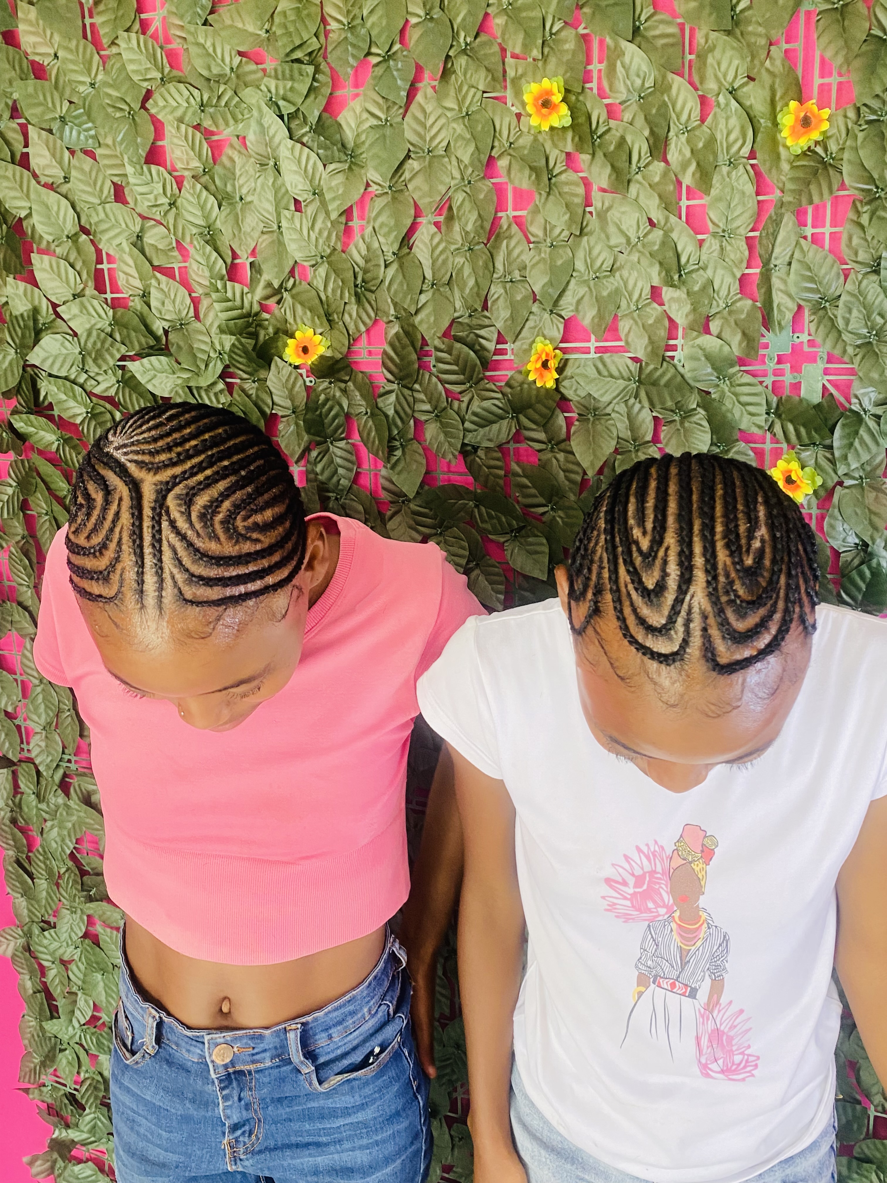 Free hand gallery image