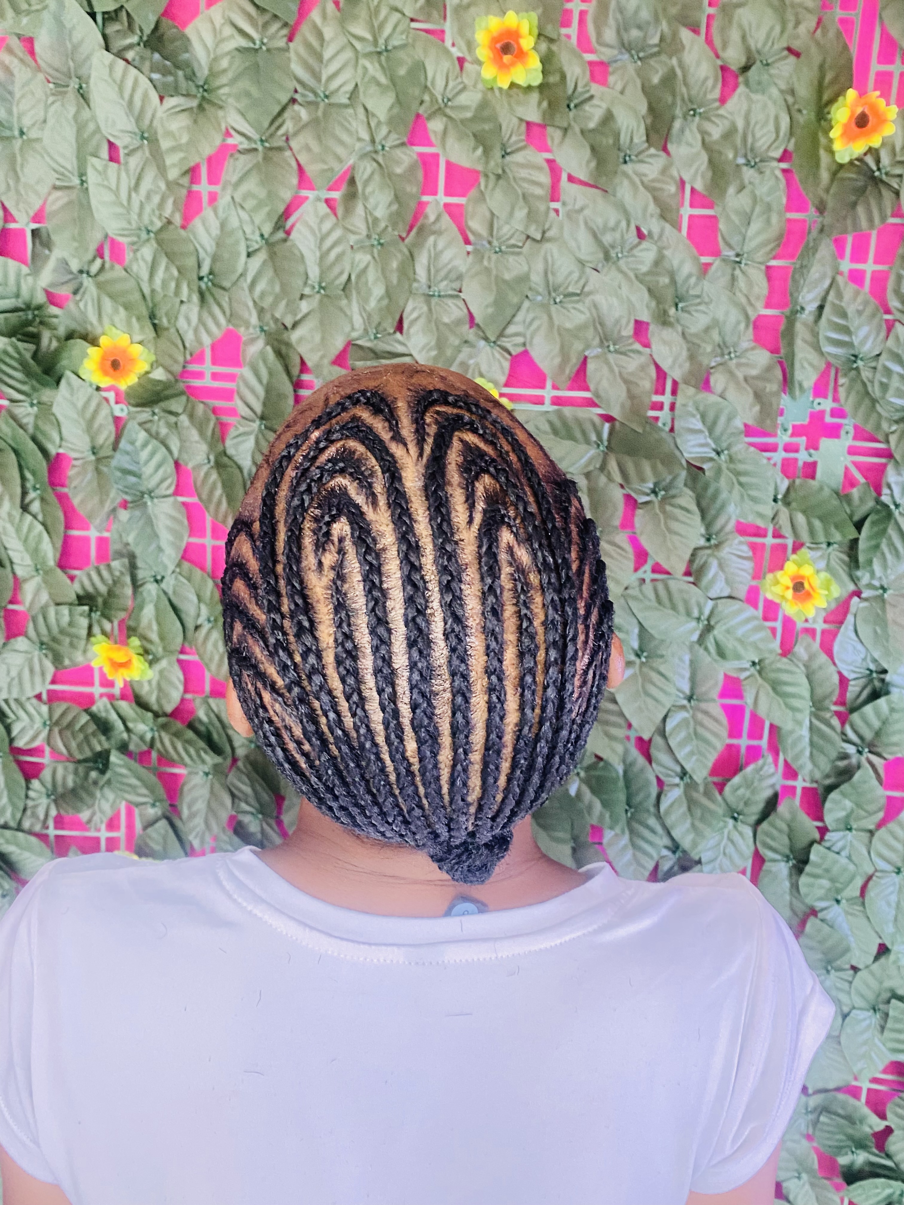 Free hand gallery image