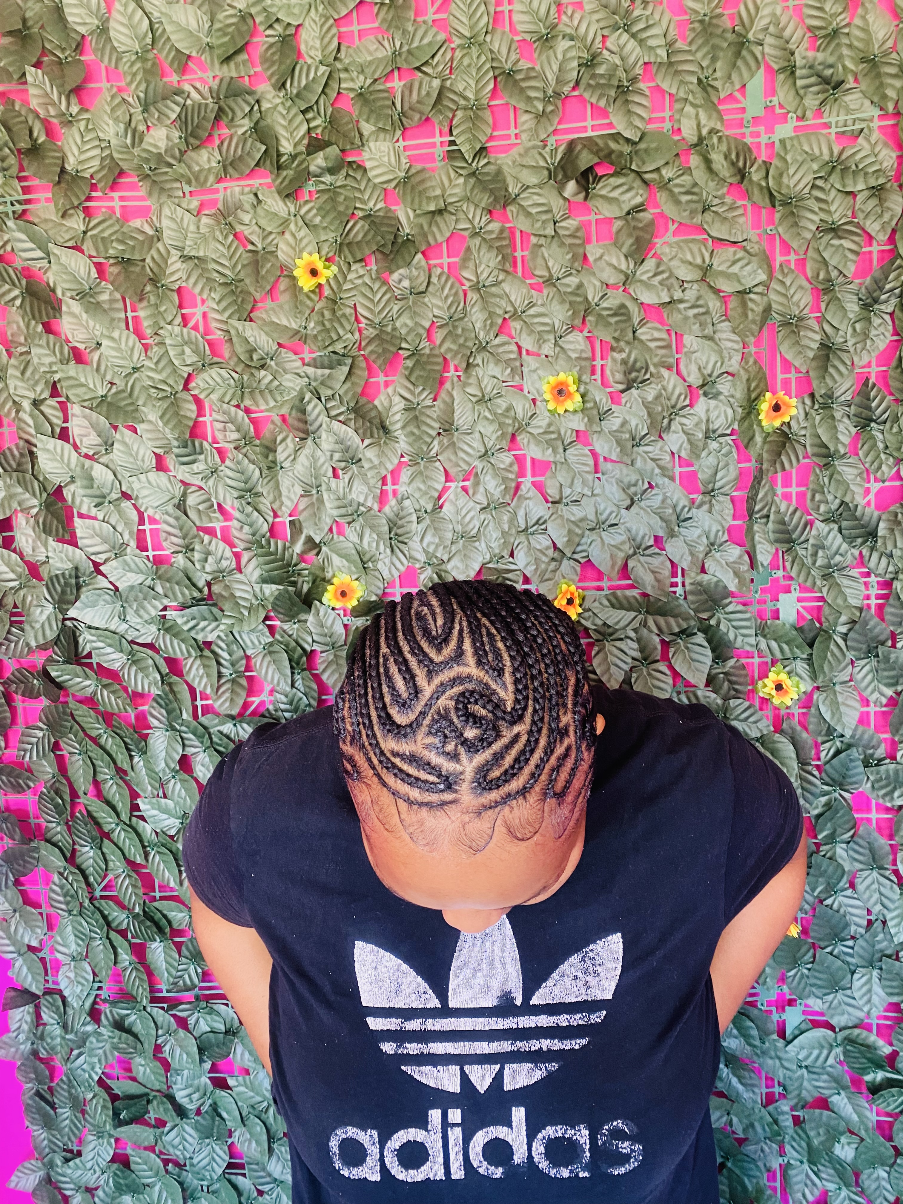 Free hand gallery image